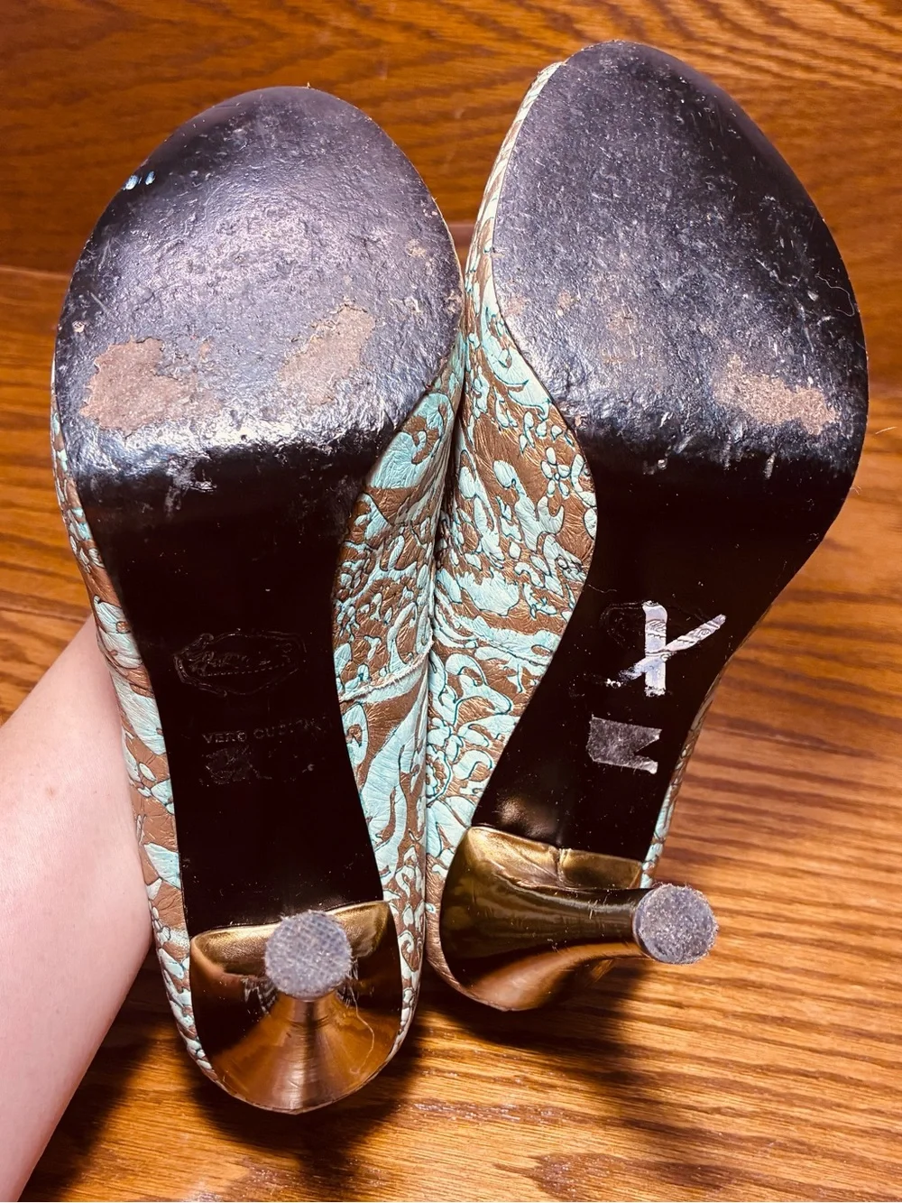 Y2K Vintage Hale Bob Embossed Leather Mary Jane Platform Heels Aqua Bronze Sz 8